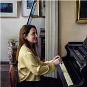 Certified piano teacher offers online privet lessons for children and adults in English language
